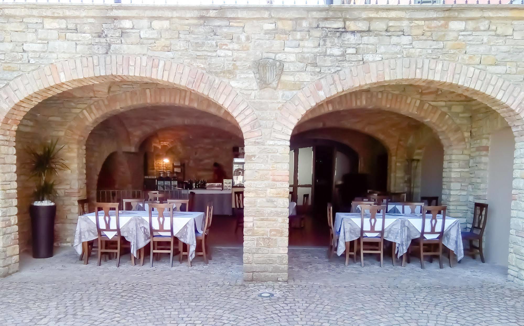 Hotel Il Castello Di 3*